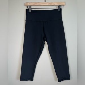 Zyia Capri Leggings